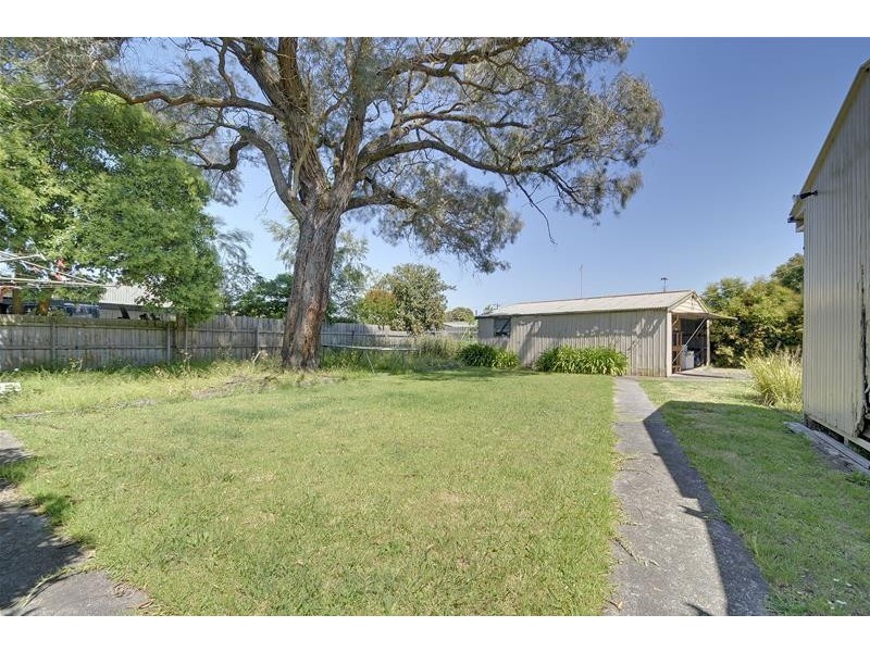 33 Retford Street, Newborough VIC 3825