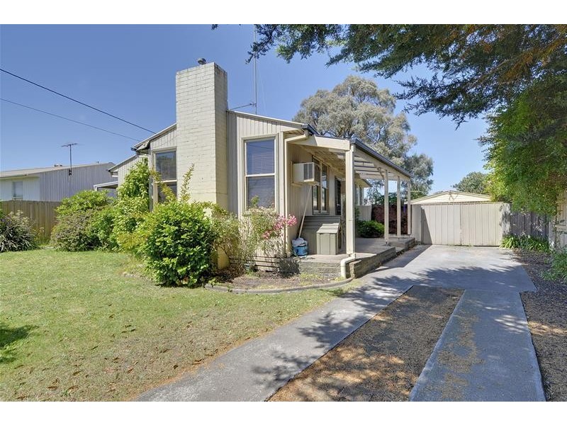 33 Retford Street, Newborough VIC 3825