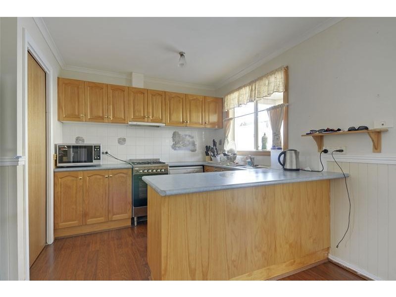 8 Ikara Way, Churchill VIC 3842