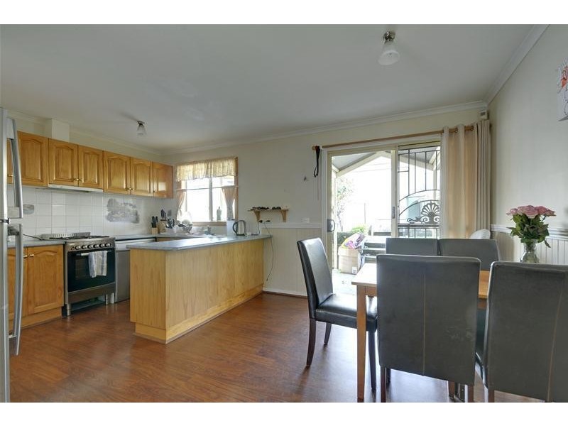 8 Ikara Way, Churchill VIC 3842