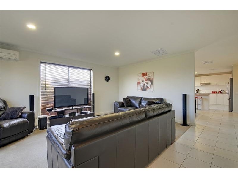 14 Lawn Avenue, Traralgon VIC 3844