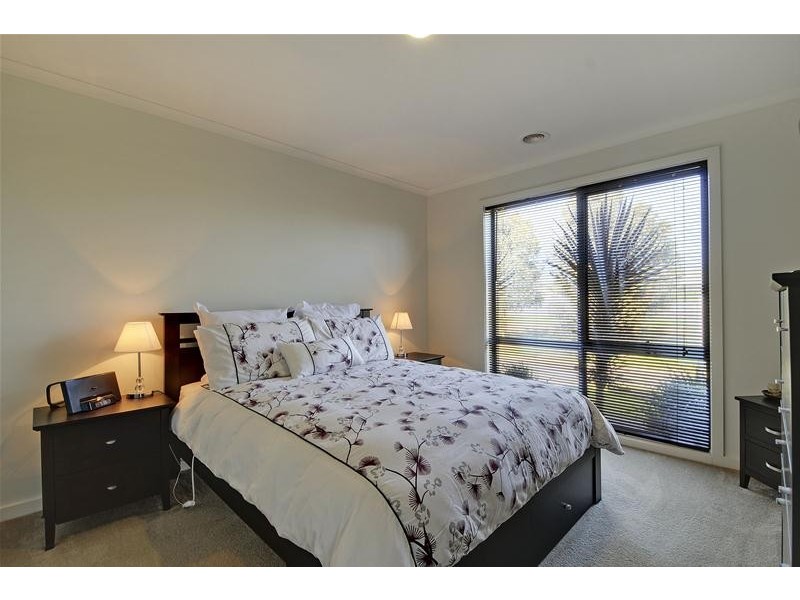 14 Lawn Avenue, Traralgon VIC 3844