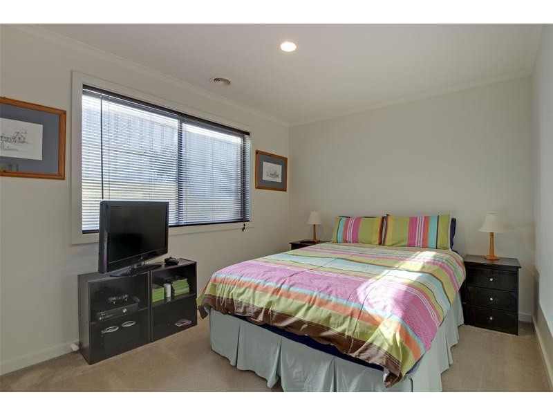 14 Lawn Avenue, Traralgon VIC 3844