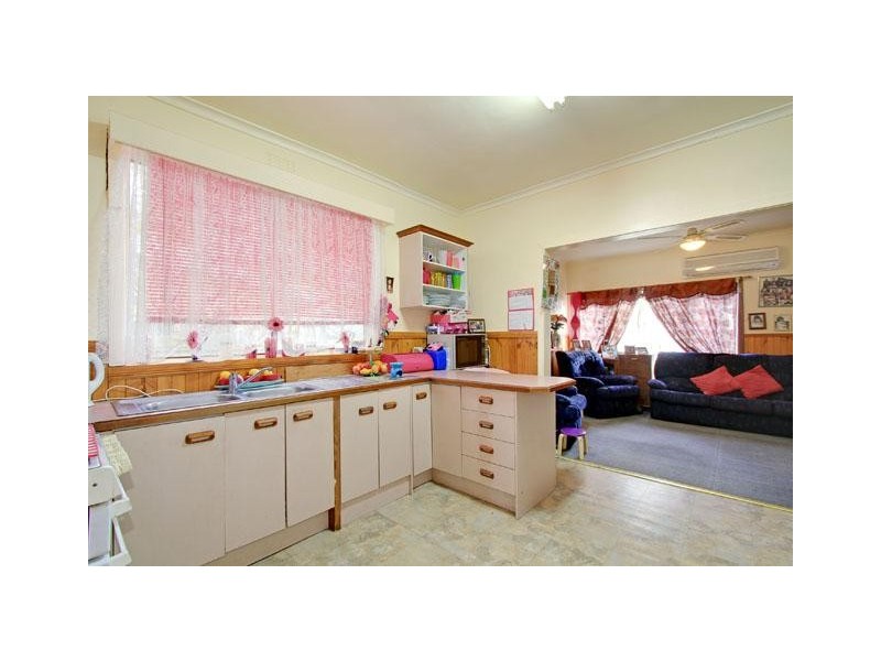 11 Gilmour Street, Traralgon VIC 3844