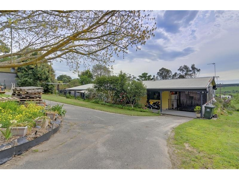 124 Stradbroke Road, Gormandale VIC 3873
