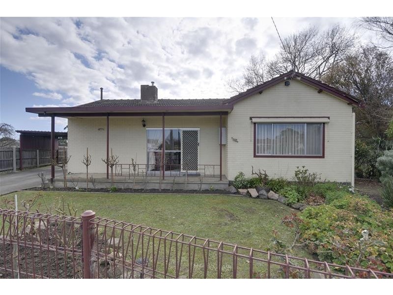 12 Davis Court, Traralgon VIC 3844