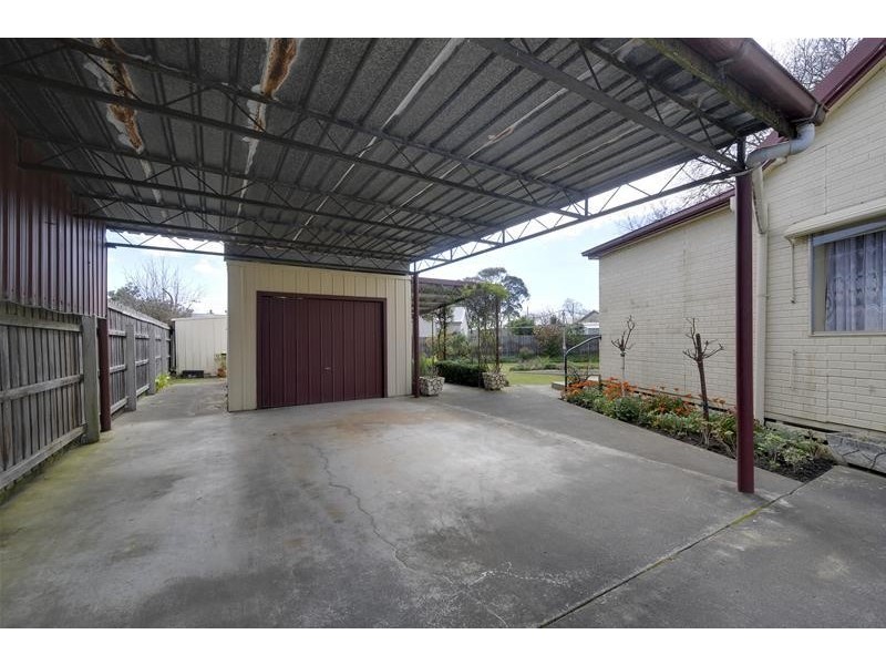 12 Davis Court, Traralgon VIC 3844