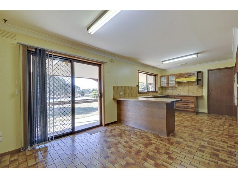 6 Wright Court, Rosedale VIC 3847