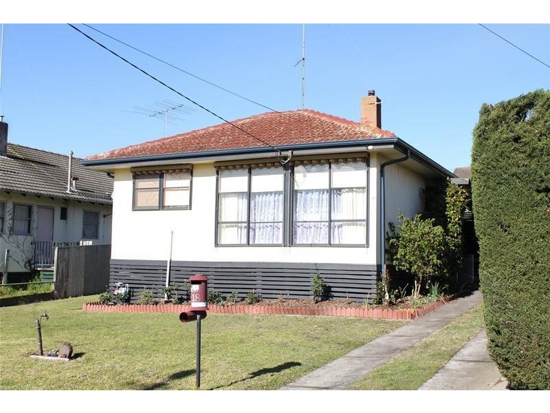 18 Porter Street, Morwell VIC 3840