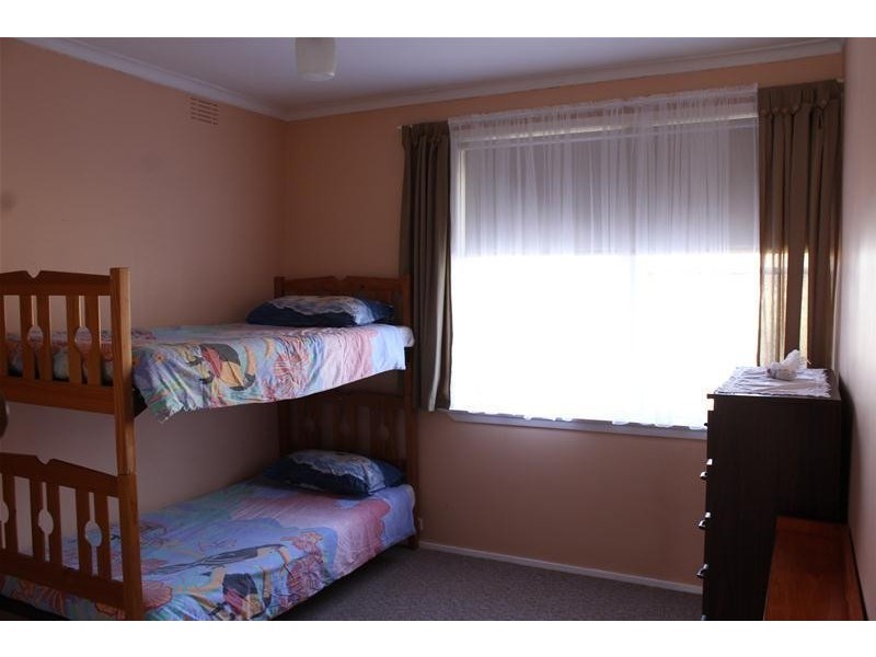 18 Porter Street, Morwell VIC 3840