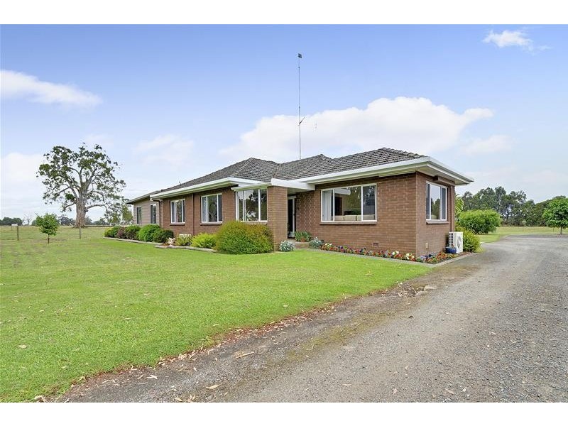 61 Old Flynn Road, Flynn VIC 3844