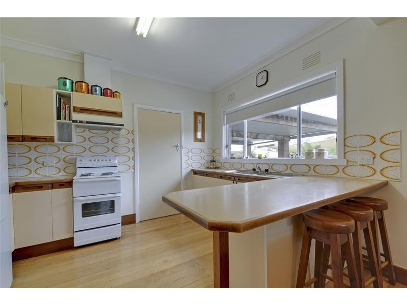 61 Old Flynn Road, Flynn VIC 3844