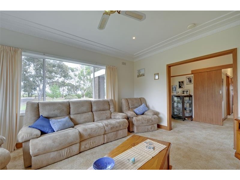 61 Old Flynn Road, Flynn VIC 3844