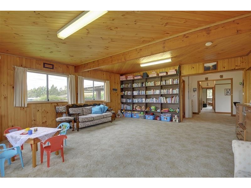 61 Old Flynn Road, Flynn VIC 3844