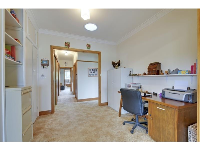 61 Old Flynn Road, Flynn VIC 3844