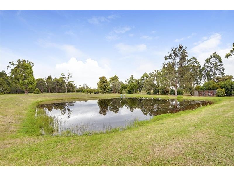 61 Old Flynn Road, Flynn VIC 3844