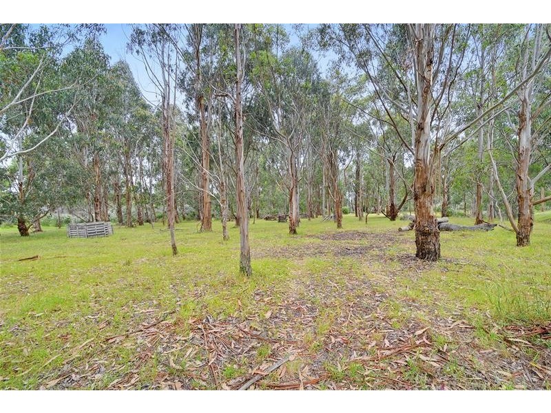 61 Old Flynn Road, Flynn VIC 3844