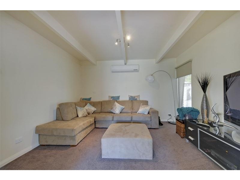 30 Cranwell Crescent, Hazelwood North VIC 3840