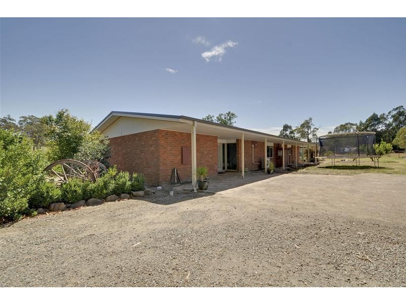 30 Cranwell Crescent, Hazelwood North VIC 3840