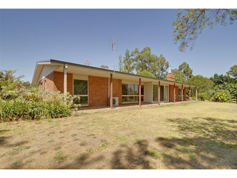 30 Cranwell Crescent, Hazelwood North VIC 3840