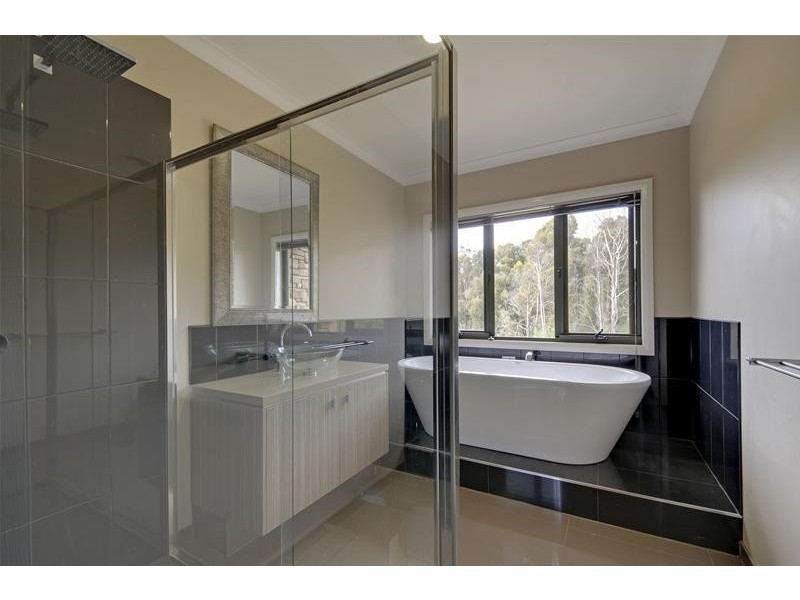 75 Factory Road, Callignee VIC 3844