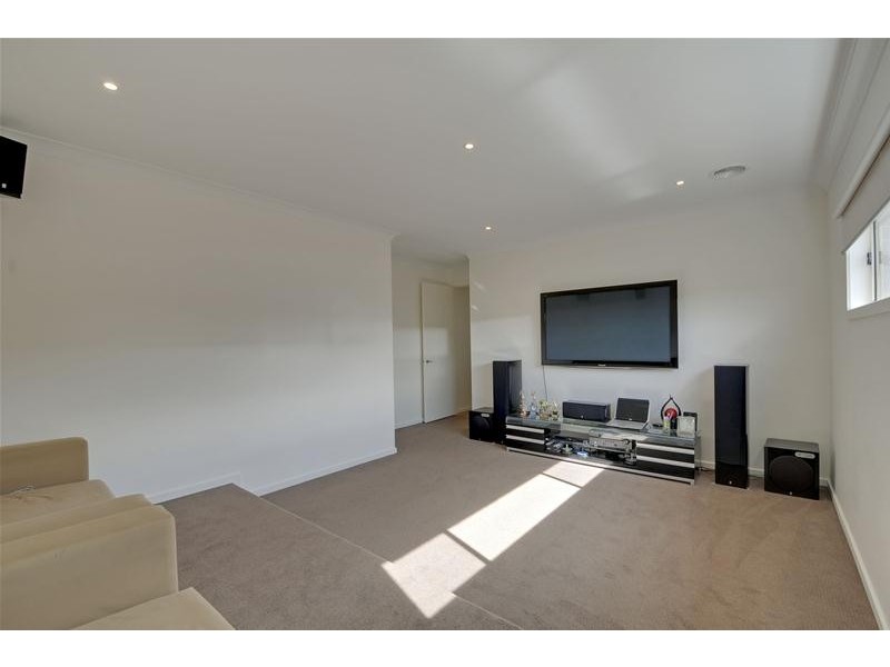 15 Graduate Place, Traralgon VIC 3844