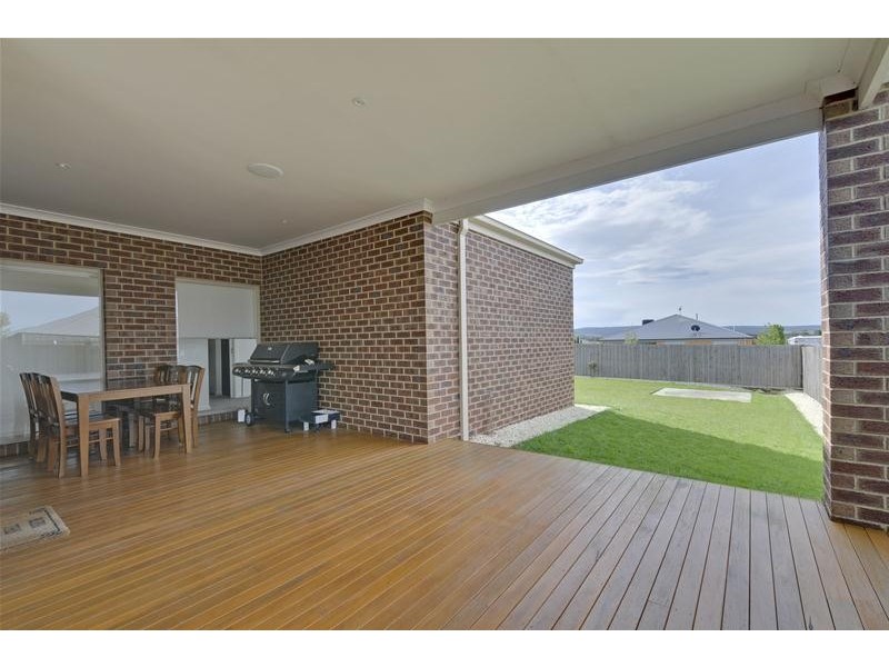 15 Graduate Place, Traralgon VIC 3844