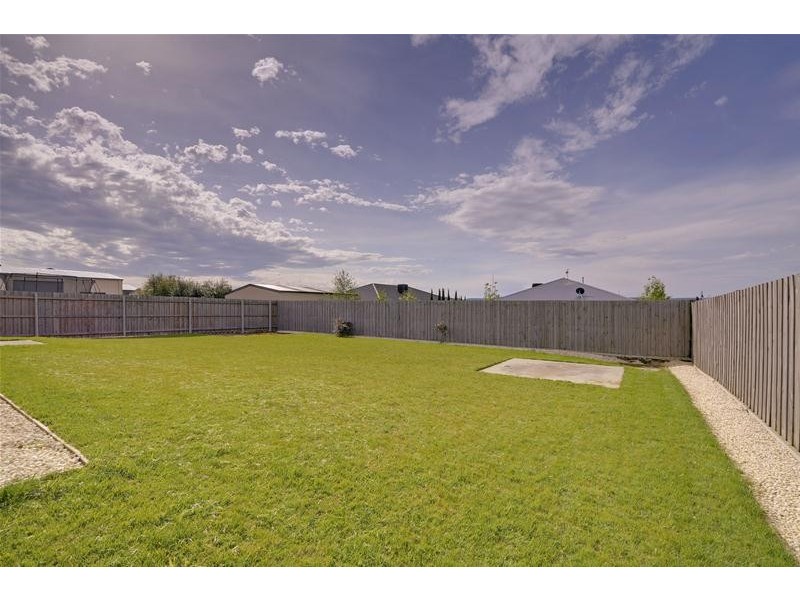 15 Graduate Place, Traralgon VIC 3844