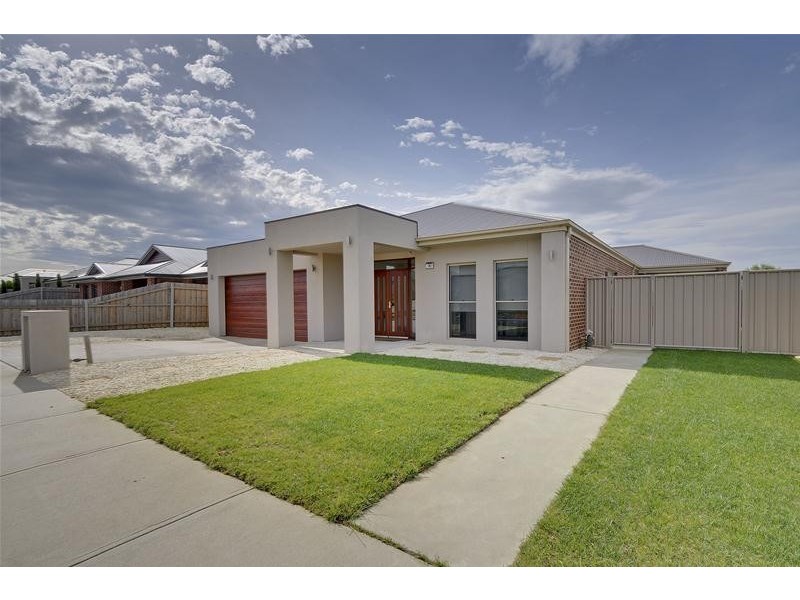 15 Graduate Place, Traralgon VIC 3844