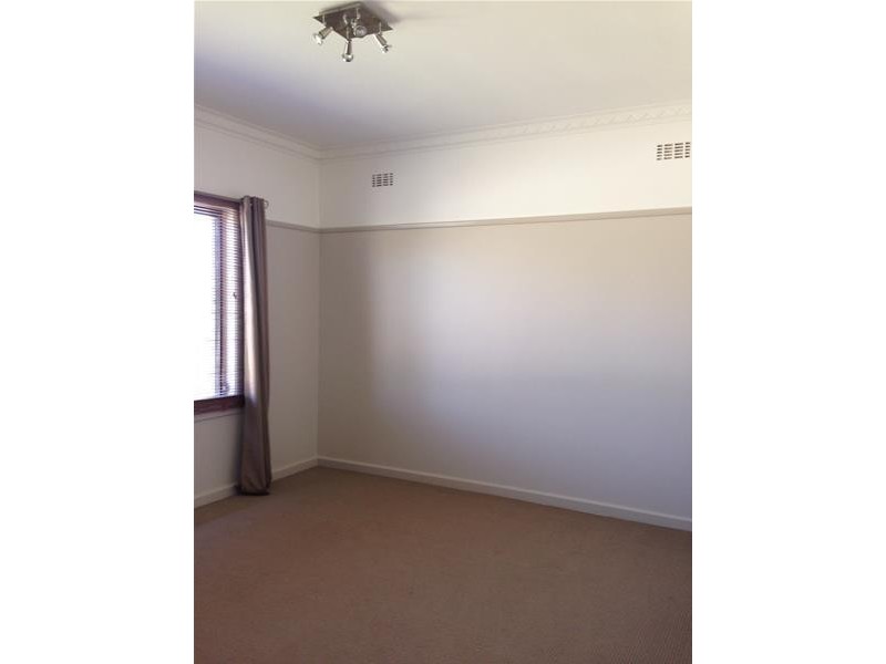 5 Vindon Avenue, Morwell VIC 3840