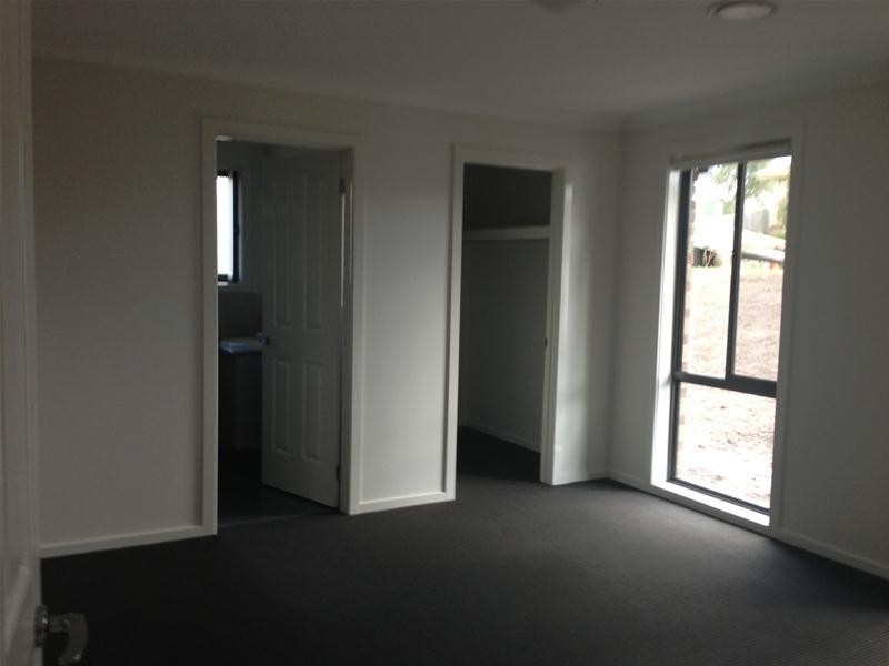 24C Amaroo Drive, Churchill VIC 3842