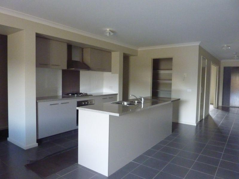 11 Wicklow Street, Traralgon VIC 3844