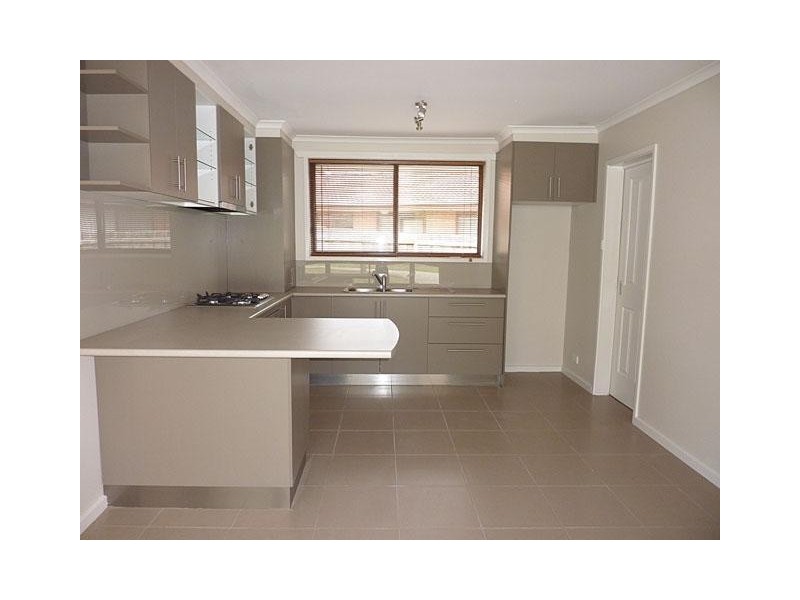 2/33 Strathcole Drive, Traralgon VIC 3844