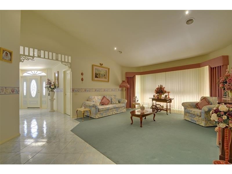 30 Bushfield Court, Traralgon VIC 3844