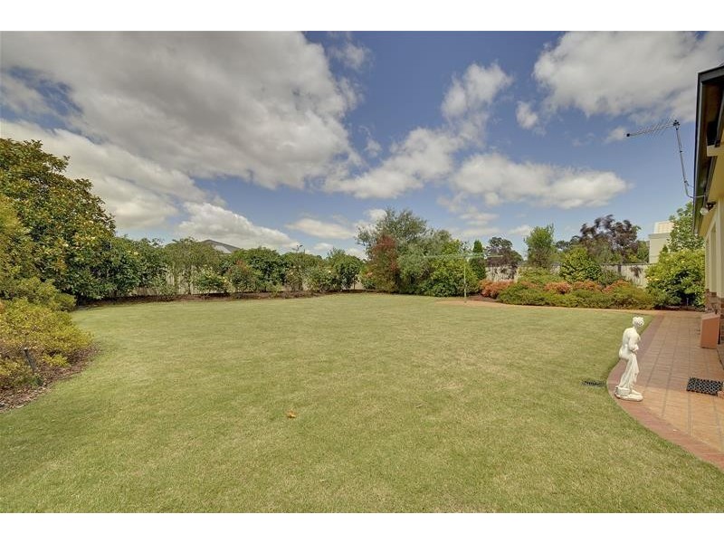 30 Bushfield Court, Traralgon VIC 3844