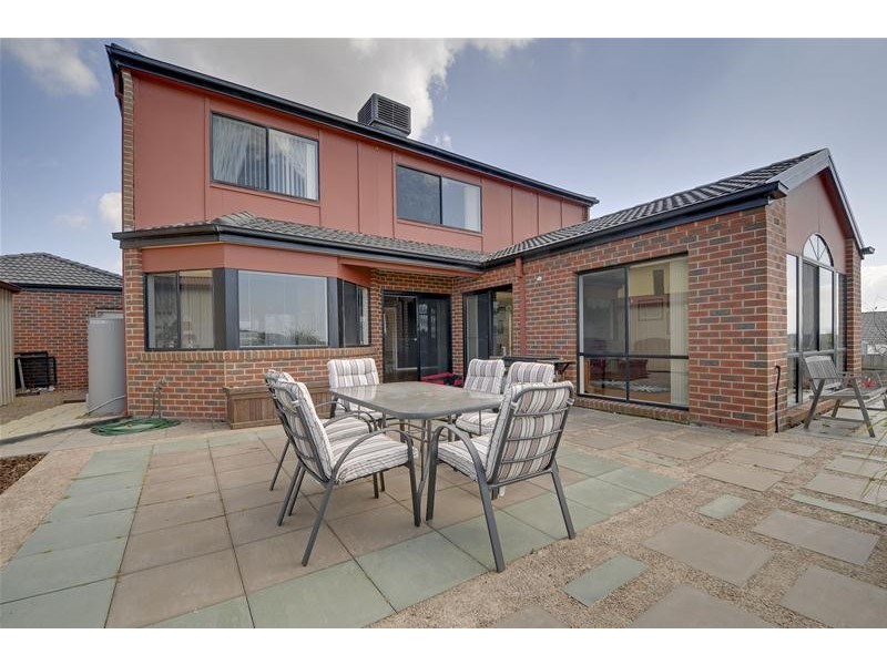 33 Fairway Drive, Traralgon VIC 3844