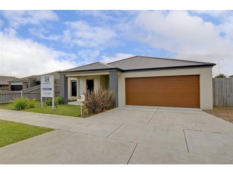 8 Donegal Avenue, Traralgon VIC 3844