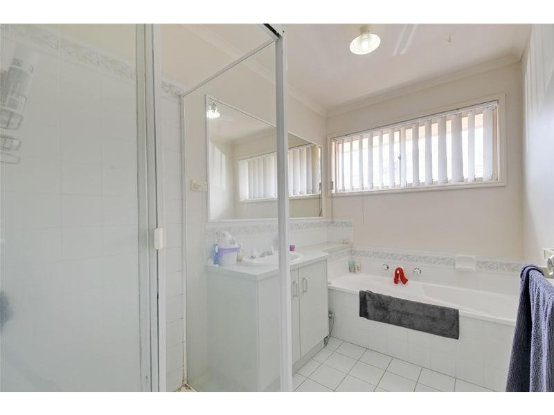 1/71 Swallow Grove, Traralgon VIC 3844