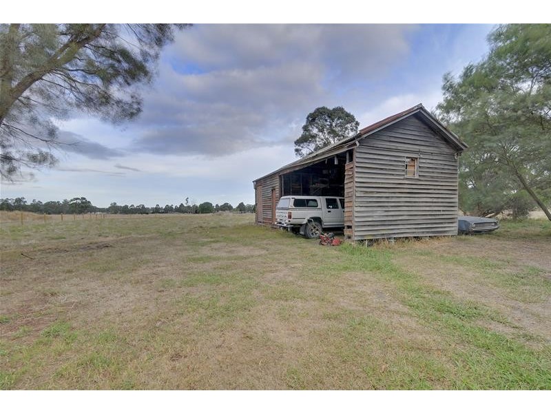 90 Harris Lane, Toongabbie VIC 3856
