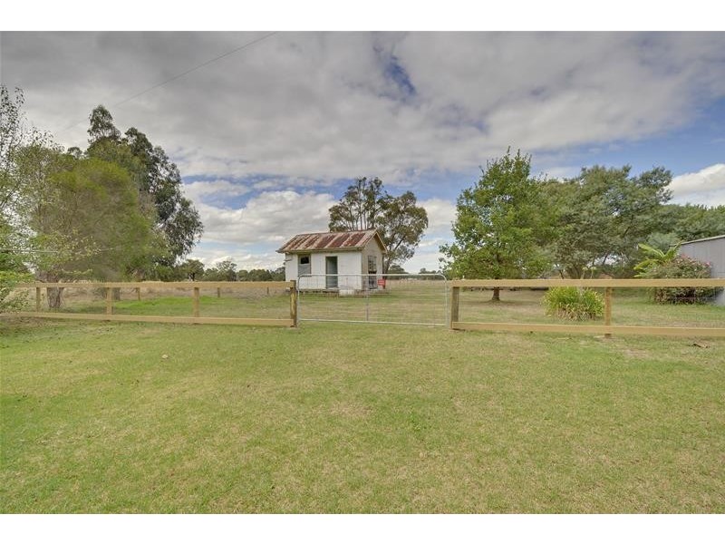90 Harris Lane, Toongabbie VIC 3856