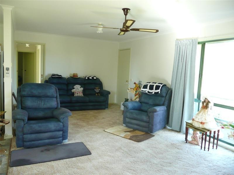 Tennielle Court, Rosedale VIC 3847