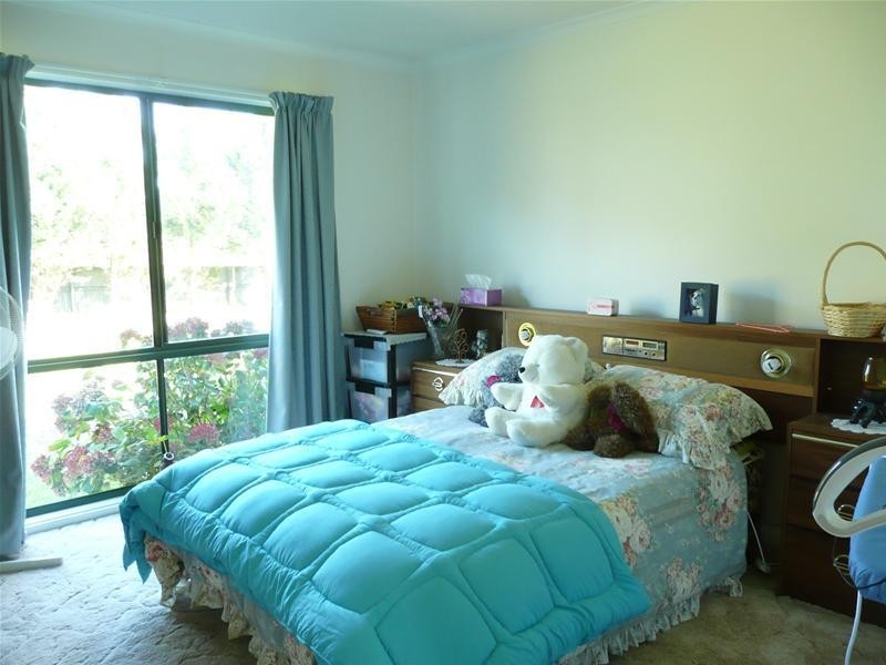 Tennielle Court, Rosedale VIC 3847