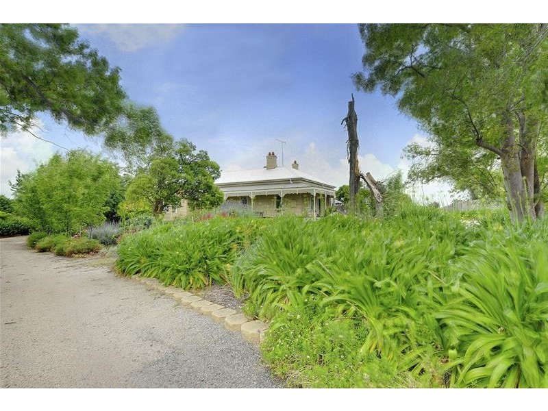 21 Hedges Avenue, Traralgon VIC 3844