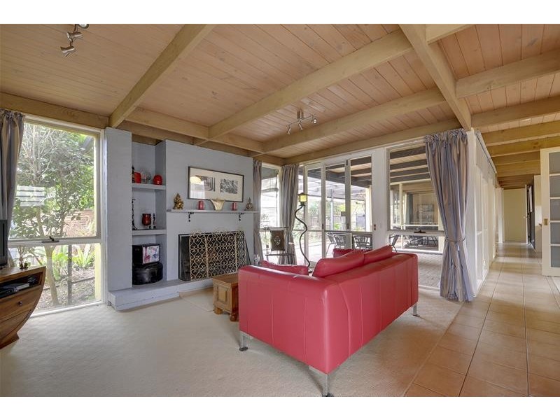 35 Glenview Drive, Traralgon VIC 3844