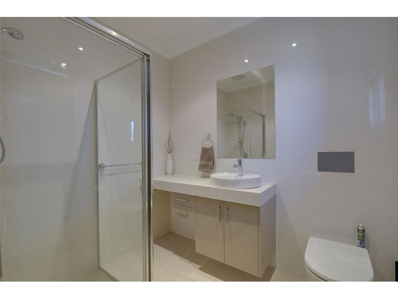 1 Hammersmith Circuit, Traralgon VIC 3844