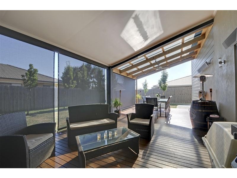 1 Hammersmith Circuit, Traralgon VIC 3844