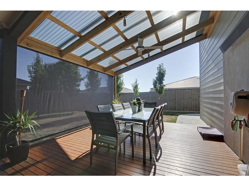 1 Hammersmith Circuit, Traralgon VIC 3844