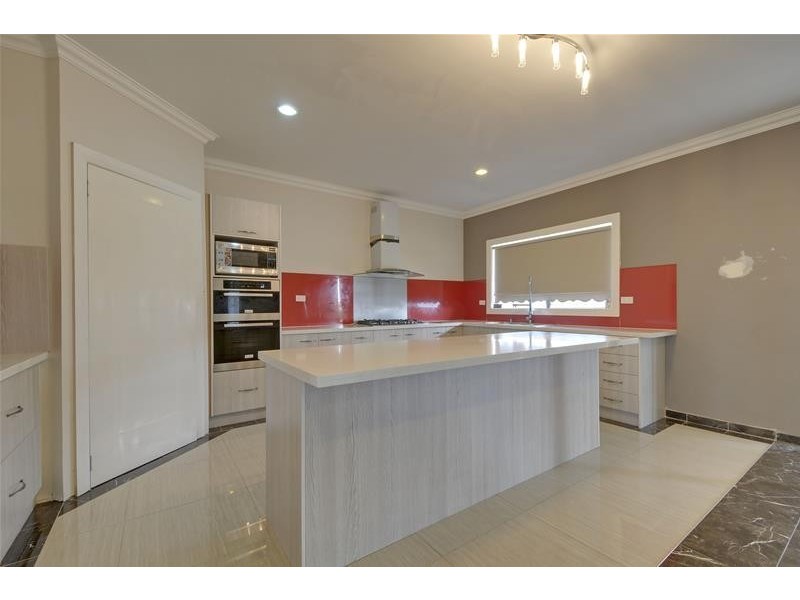 15 Hazelwood Ridge, Hazelwood North VIC 3840