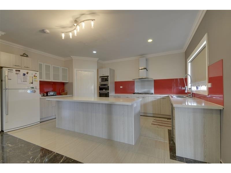 15 Hazelwood Ridge, Hazelwood North VIC 3840