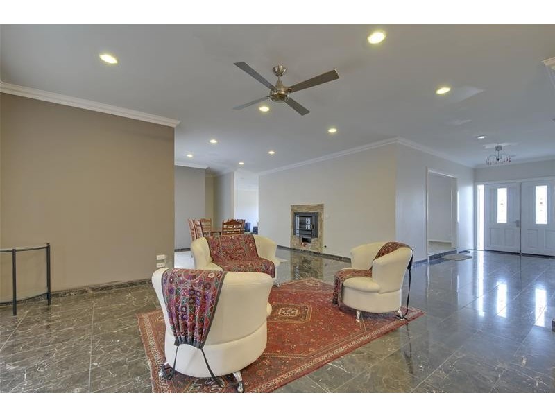 15 Hazelwood Ridge, Hazelwood North VIC 3840